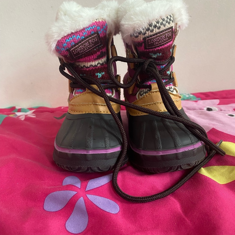 London Fog Kids' Boots with Colorful Pattern and Fur Trim